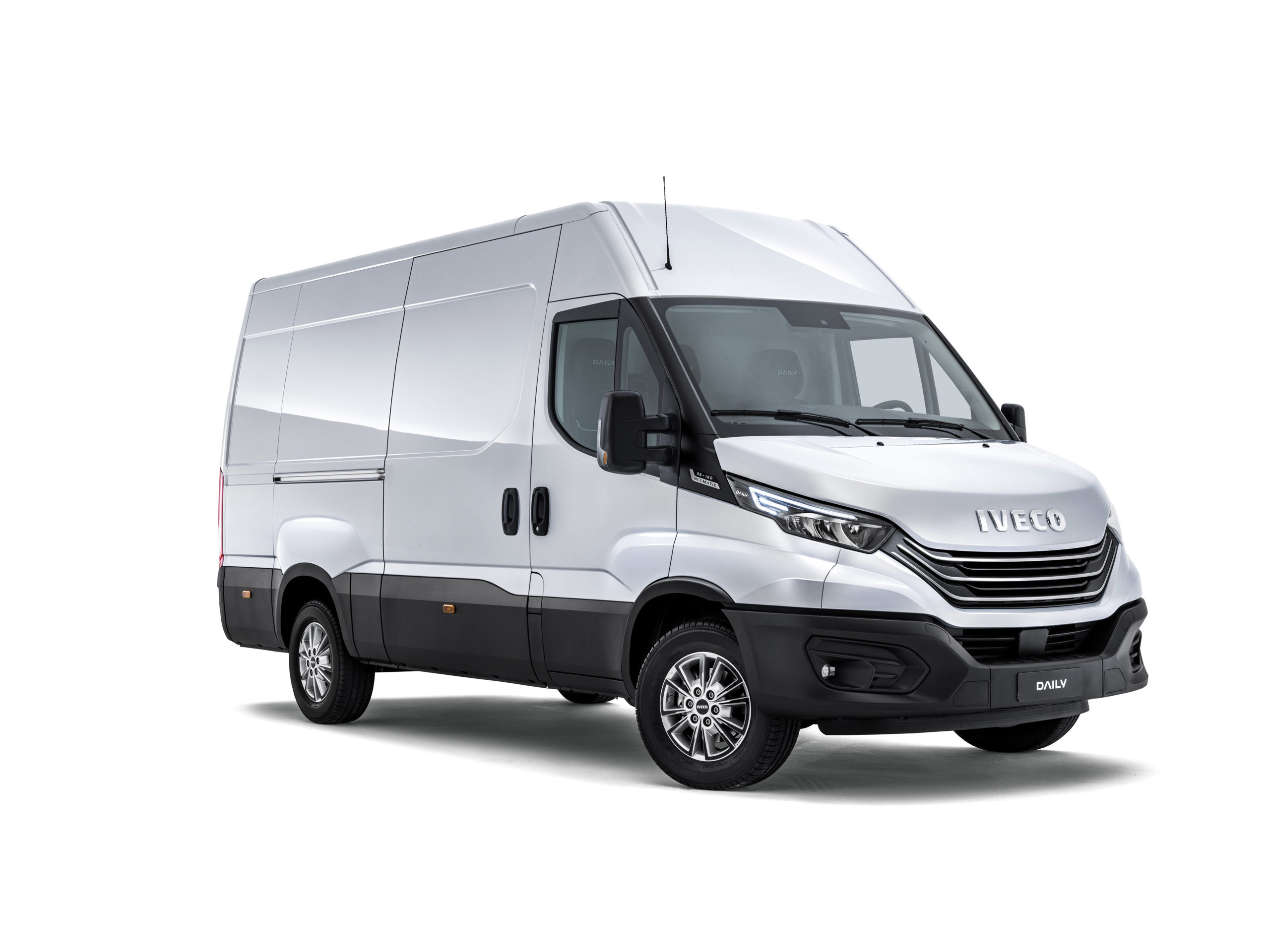 nouveau daily fourgon iveco 2022